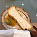 栃尾の油揚げ断面