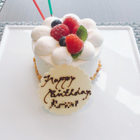 レストランアビエント - 記念日のホールケーキ