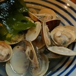 晩杯屋 - ハマグリの酒蒸し ちっちゃいな(笑) でも旨かった 