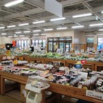 Fa-Ma-Zu Ma-Ke Tto Miyako Atarasu Ichiba - 店内