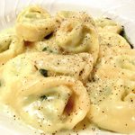 ラ スフォリーナ - メニューピッコロ<平日限定> 1400円 のリコッタチーズとほうれん草を詰めたトルテッローネ