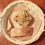 ラ スフォリーナ - メニューピッコロ<平日限定> 1400円 のフォカッチャ