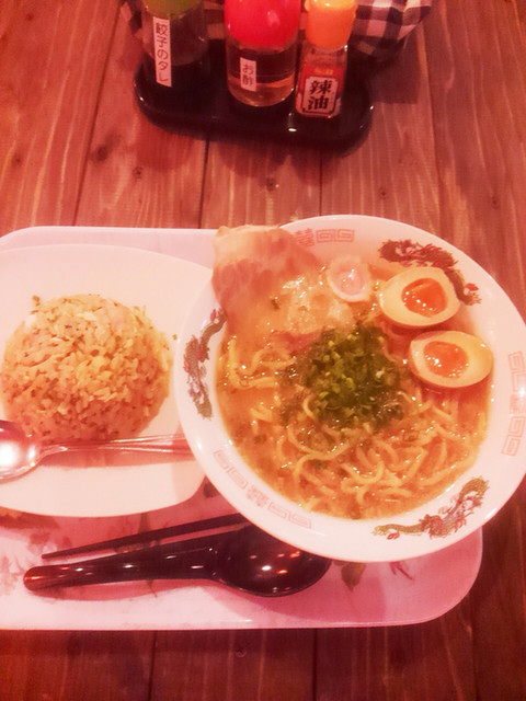 閉店 下町ラーメン わんたーれん 沖縄市 ラーメン 食べログ
