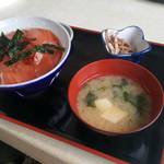 まるよし食堂 - 