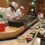 Sushiya No Kampachi - カウンター席