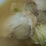 ラーメン げんこつ家 - チャーシューアップ