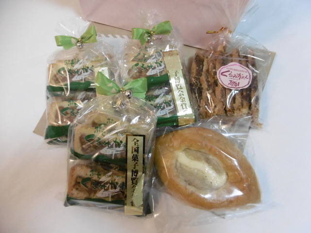 アニバーサリーチロル Anniversary Tirol 茅野 洋菓子 その他 食べログ アニバーサリーチロル Anniversary Tirol 茅野 洋菓子 その他 食べログ