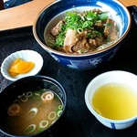 Resutoran Hanagokoro - どて煮丼