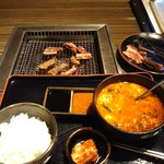 Sumibi yakiniku shichirin bou - 