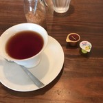 Nekotamago Purasu Kafe - 紅茶