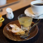 ア ラ プランチャ 幸 - ランチのデザートとコーヒー