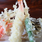 Kirakuan - 天麩羅は見た目も美しく、上品な美味しさです。