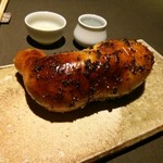 茶禅華 - 鶏腿肉の黒胡椒焼き（取り分け前）