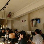 グリッチコーヒー&ロースターズ - 内観(17-07)