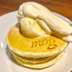 パンケーキカフェ mog - ハーフサイズとは思えない外観です【料理】