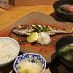 海鮮炉端シャンス - これが全貌ではありません！
      すでに素晴らしいサラダと天婦羅を食べてます！