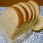 Ippondou - パンドミー　卵、牛乳を使っていないシンプルな食パン。