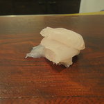 千成寿司 - 平目　食感クニュクニュ♪　☆４