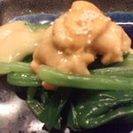 和泉屋利助 - お通し(おひたしとウニ)