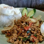 タイ料理バル タイ象 - ガ・パオ、アップ。