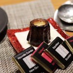 RESTAURANT hidamarino - カヌレとフランスチョコ