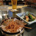 小樽・蕎麦屋・籔半 - お通しの蕎麦揚げ(2017年7月)