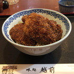 越前 - ソースかつ丼   880円