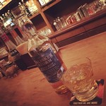 パブリックバー アイラ - 