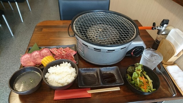 焼肉 三島 ヤキニク ミシマ 富田 焼肉 食べログ