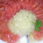 Sumibi Yakitori Semmon Ten Kannai Torien - トマトと玉ねぎのサラダ黒酢ドレッシング
