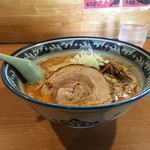 麺や樽座 - 味噌ラーメン 750円