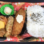 Genkin Ishi Uraten - お値打ち得々弁当 １９８円（税別）
                      ２０１７年７月４日実食
