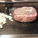 ステーキ肉800g焼き始め