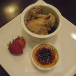 コルテロ - デザート盛り合わせ　クレーマ・カタラーナ＆シナモン風味のカプチーノジェラード