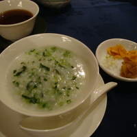 中国薬膳料理 星福 - ナズナ入りお粥