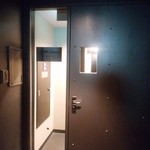 ジェーシービー・ラウンジ - JCBラウンジ入口とお約束のインターフォン