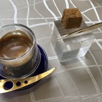 クイントカント - アーリア ディ ノッチョーラ & エスプレッソ