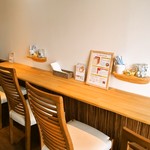 食パン専門店 デアイ・ザ・ベーカリー - 店内（カウンター席）