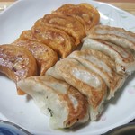 光陽 - 焼餃子　パンチ餃子