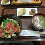 活魚 千葉屋 - 海鮮丼　１０８０円