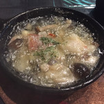 ワインとチーズの小さなレストラン Breed - 