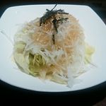 いきなりステーキ - サラダは玉ねぎドレッシングが美味い！