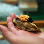 寿司栄 - 鮑、雲丹、キャビアの握り