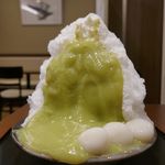 たまに行くならこんな店は、天然水かき氷とそら豆ずんだ餡とのコラボかき氷が美味しかった「志むら」です。