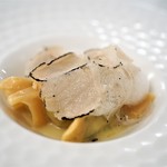 リストランテ センソ - 水牛乳製リコッタといらぐさのラビオリ　バターソース　サマートリュフ