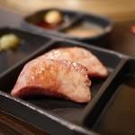 SATOブリアン - タン