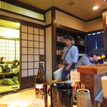 焼鳥いなかもん - 奥には個室が2つ、大人数だと部屋は繋げられます