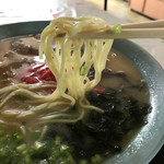 ドライブイン 唐船 - 麺のリフト