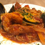 ビストロ ヴァン マルシェ - ペスカトーレ 1,280円。