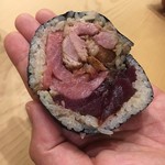 初音鮨 - マグロ尽くしの巻物